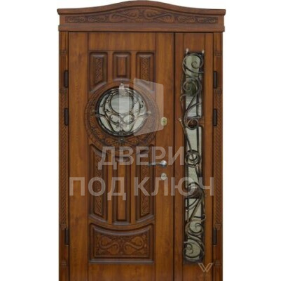 Двухстворчатая арочная дверь со стеклопакетом и ковкой ДПК-11828